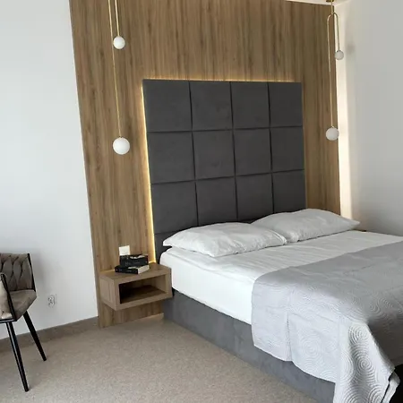 Lodge Eden Premium Sauna, Jacuzzi