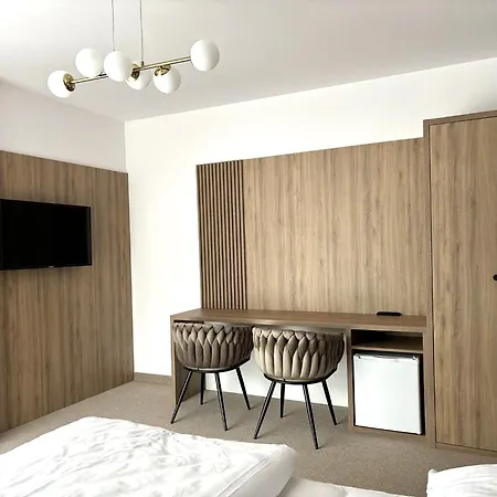 Lodge Eden Premium