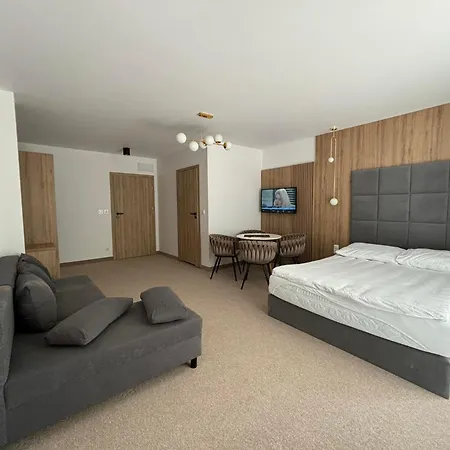 Eden Premium Sauna, Jacuzzi * Jastrzębia Góra