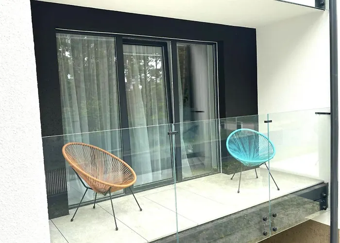 Eden Premium Sauna, Jacuzzi