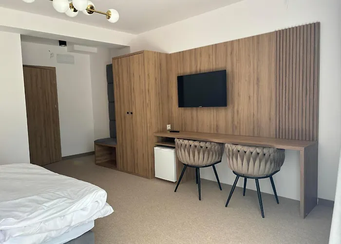 Eden Premium Sauna, Jacuzzi